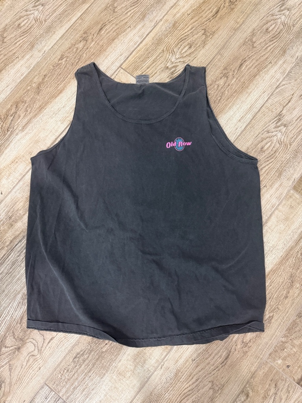 Old row tank top men’s